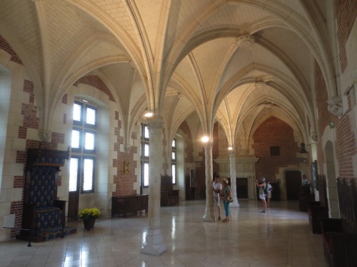 Amboise-main-hall.jpg