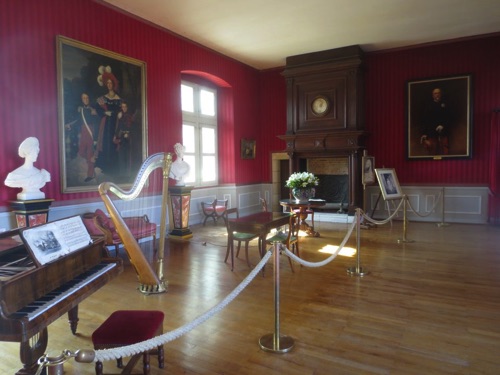 Amboise-room.jpg