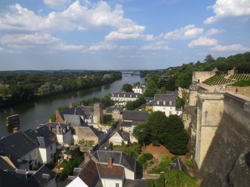Amboise-view-on-Loire2.jpg