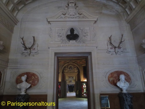 Entrance-hall@Chantilly.jpg