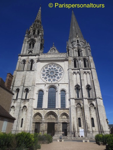 Chartres-Front.jpg