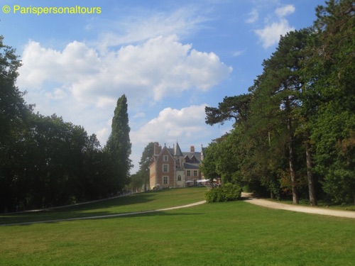 Clos-Lucé-from-a-distance.jpg