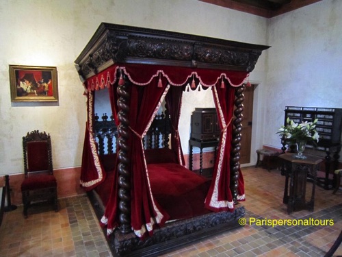 Leonardo-bedroom@Clos-Lucé.jpg