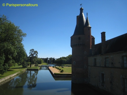 Maintenon-moat.JPG