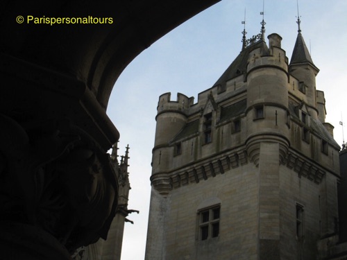 Pierrefonds-from-inside.jpg